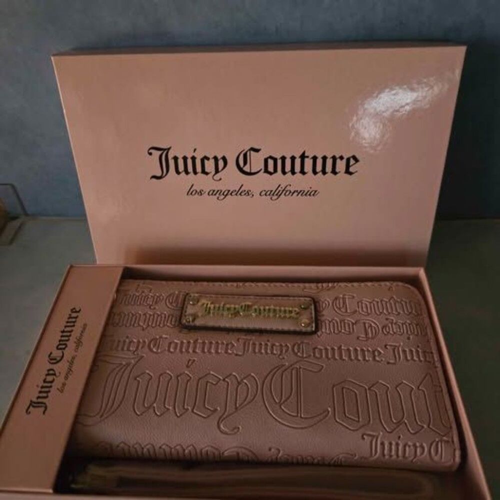 Juicy Couture Women's Wallet Wristlet Pink (BR)